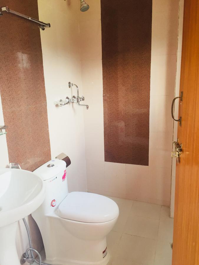 Obey Guest House Pokhara Extérieur photo
