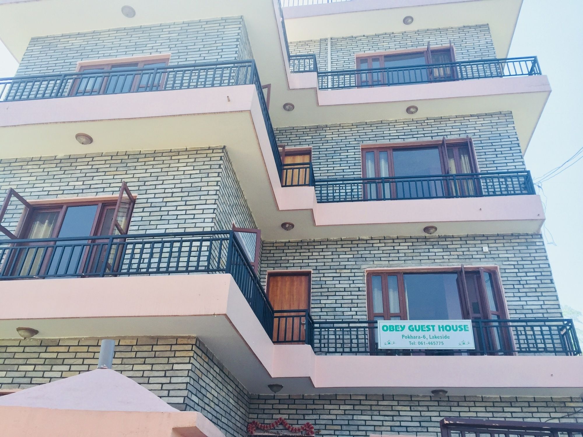 Obey Guest House Pokhara Extérieur photo